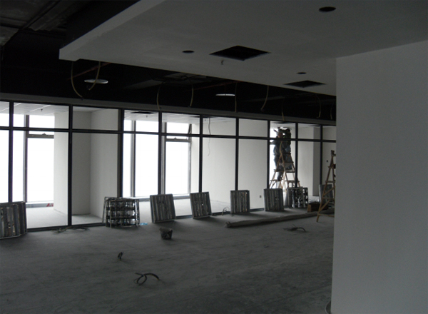 淮柴動(dòng)力·嘉陵川江汽車(chē)辦公室裝修現(xiàn)場(chǎng)照片