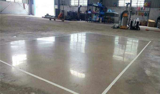 重慶裝修公司詳細(xì)介紹水泥地面如何打磨拋光